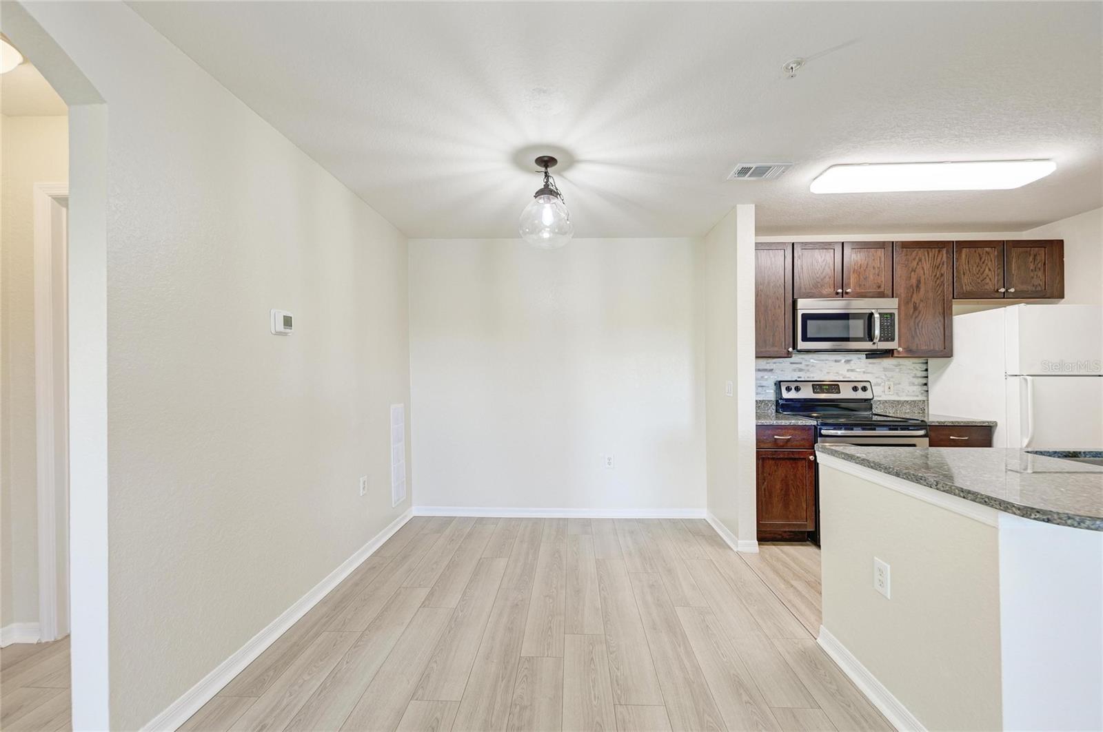 8911 Manor Loop #207 Property Photo 22