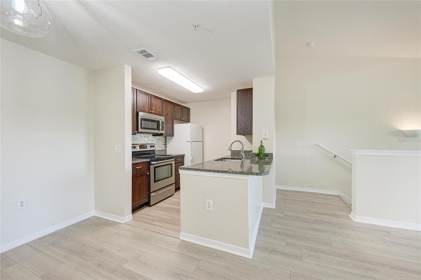 8911 Manor Loop #207 Property Photo 26