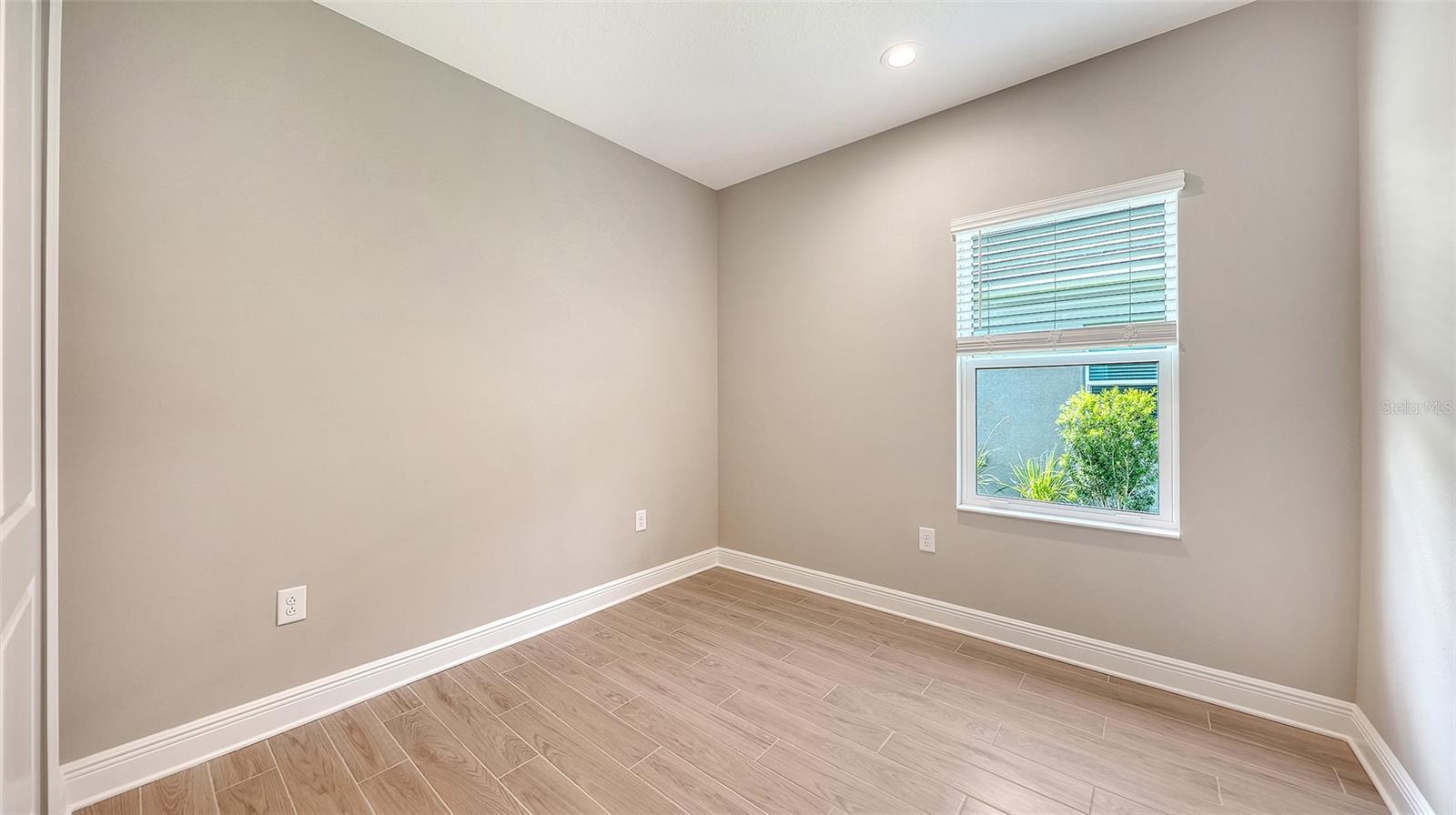 17771 Sylvester Dr Property Photo 28