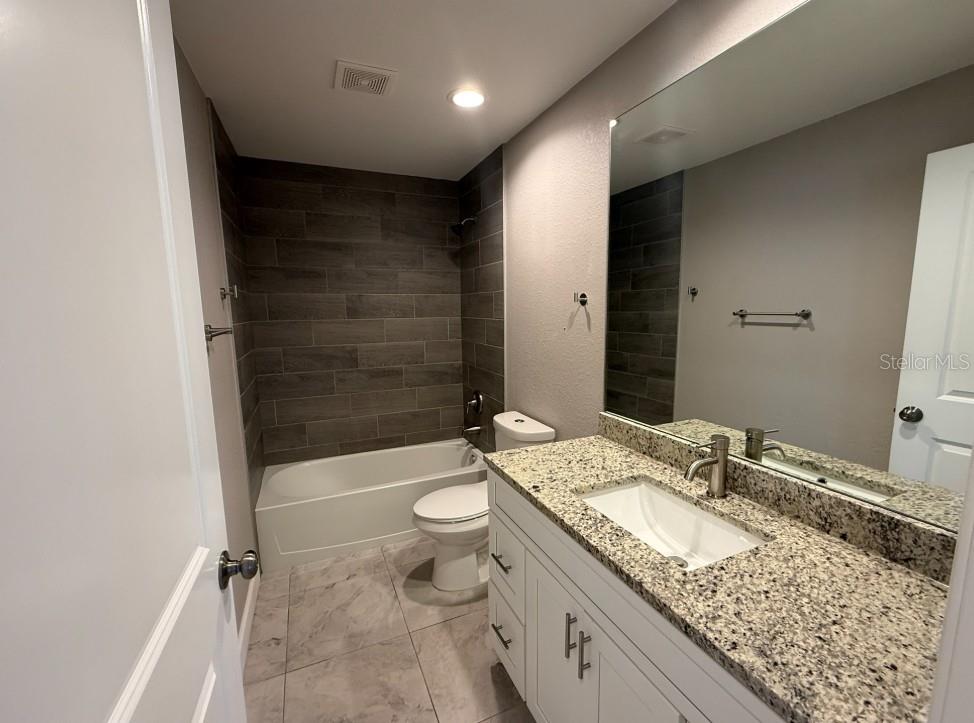 113 Boundary Blvd #2 Property Photo 7