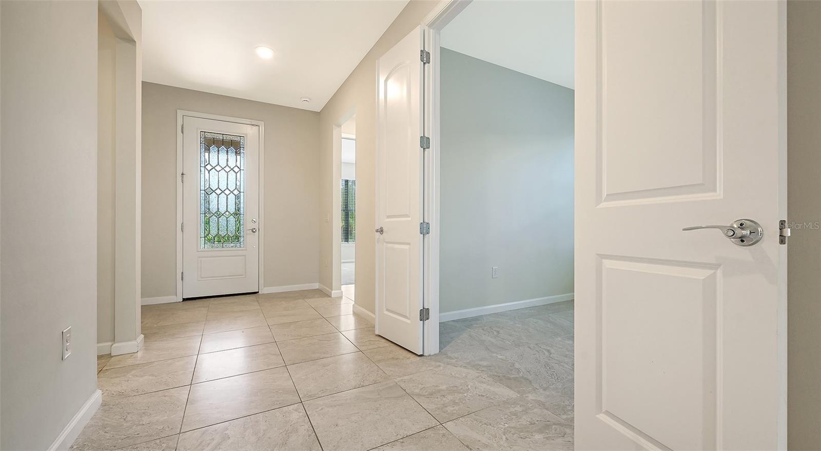 5824 Willow Marsh Ct Property Photo 4