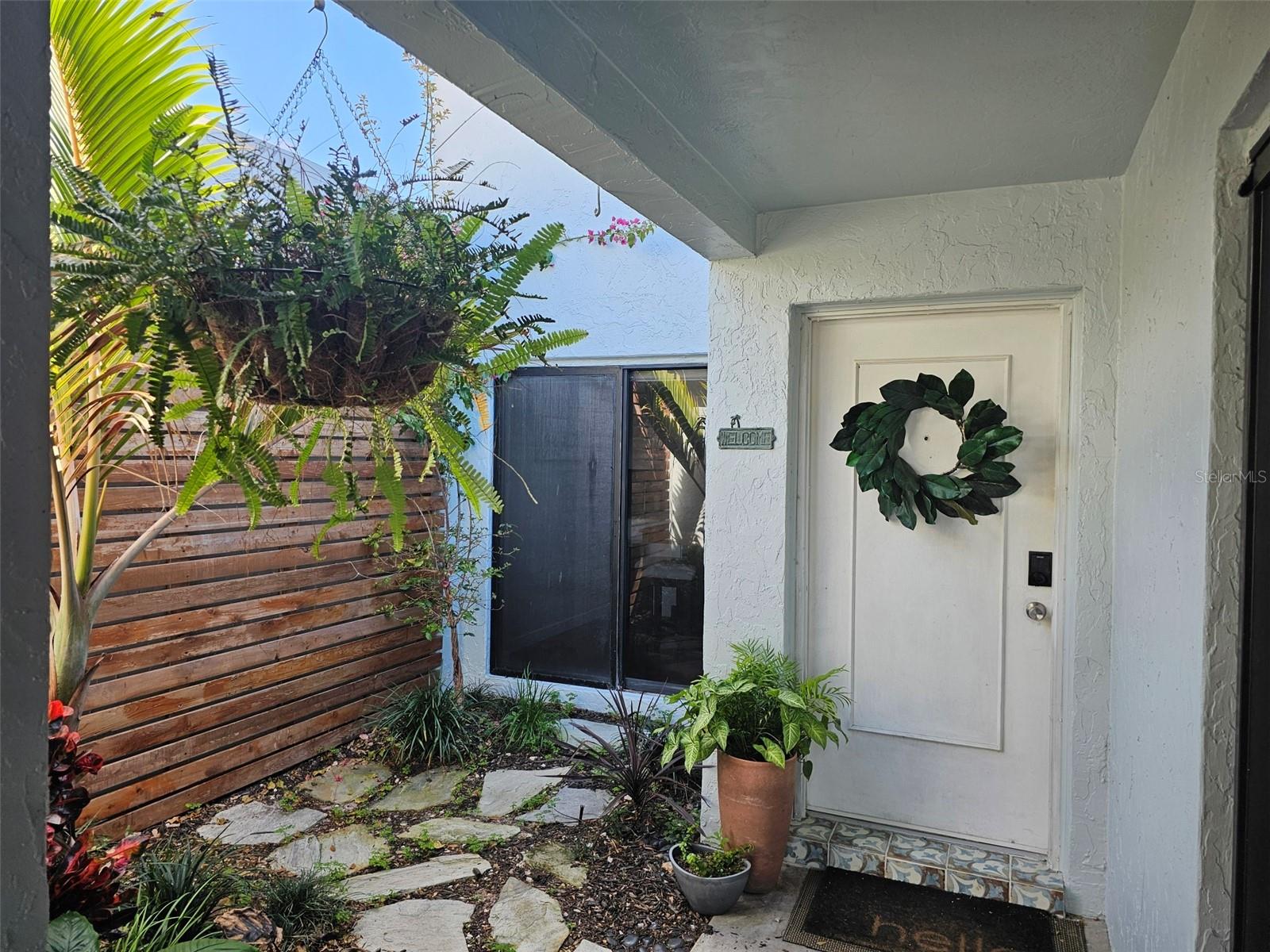 6147 43rd St W Property Photo 2