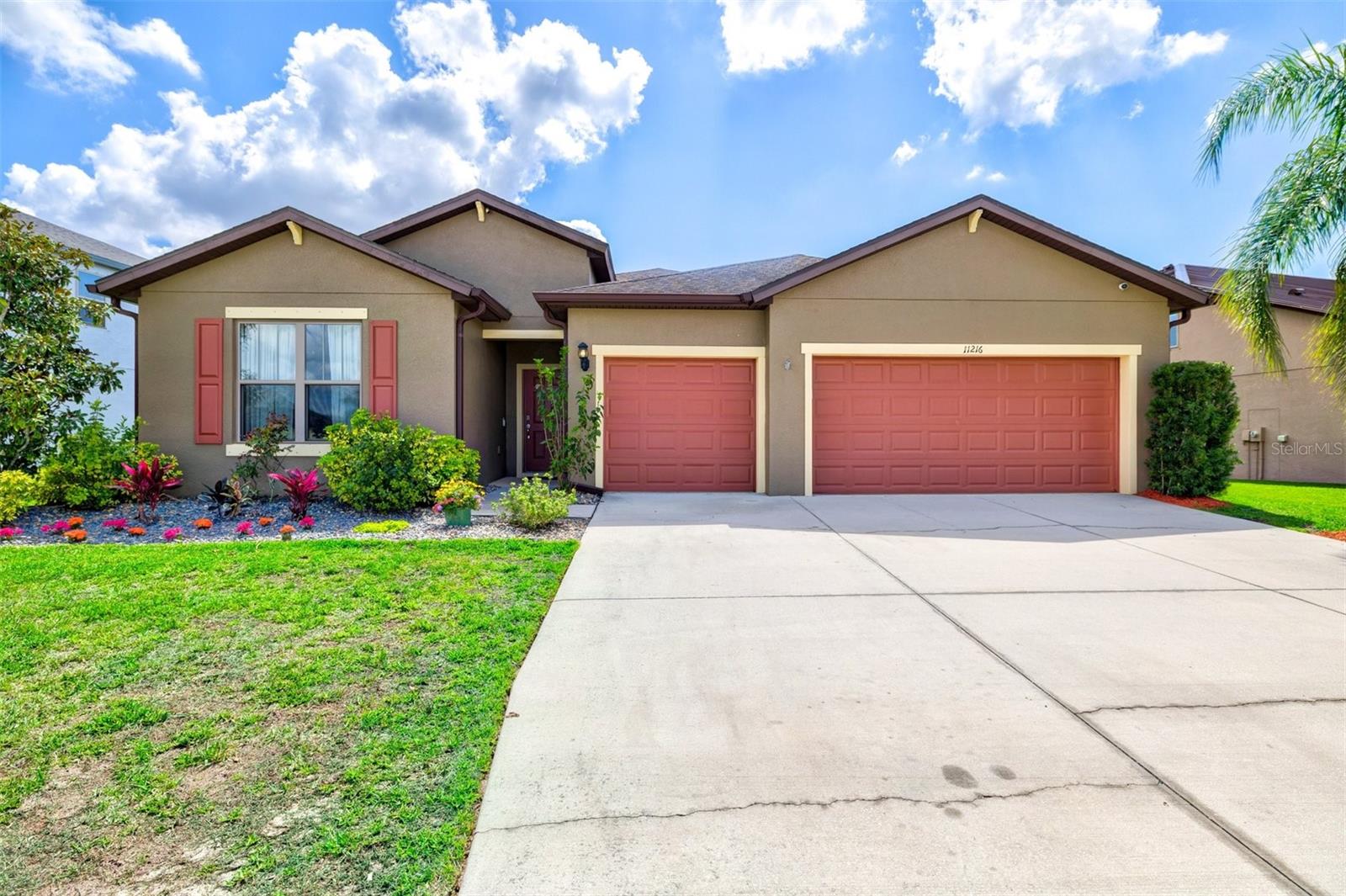11216 58th Street Cir E Property Photo 4