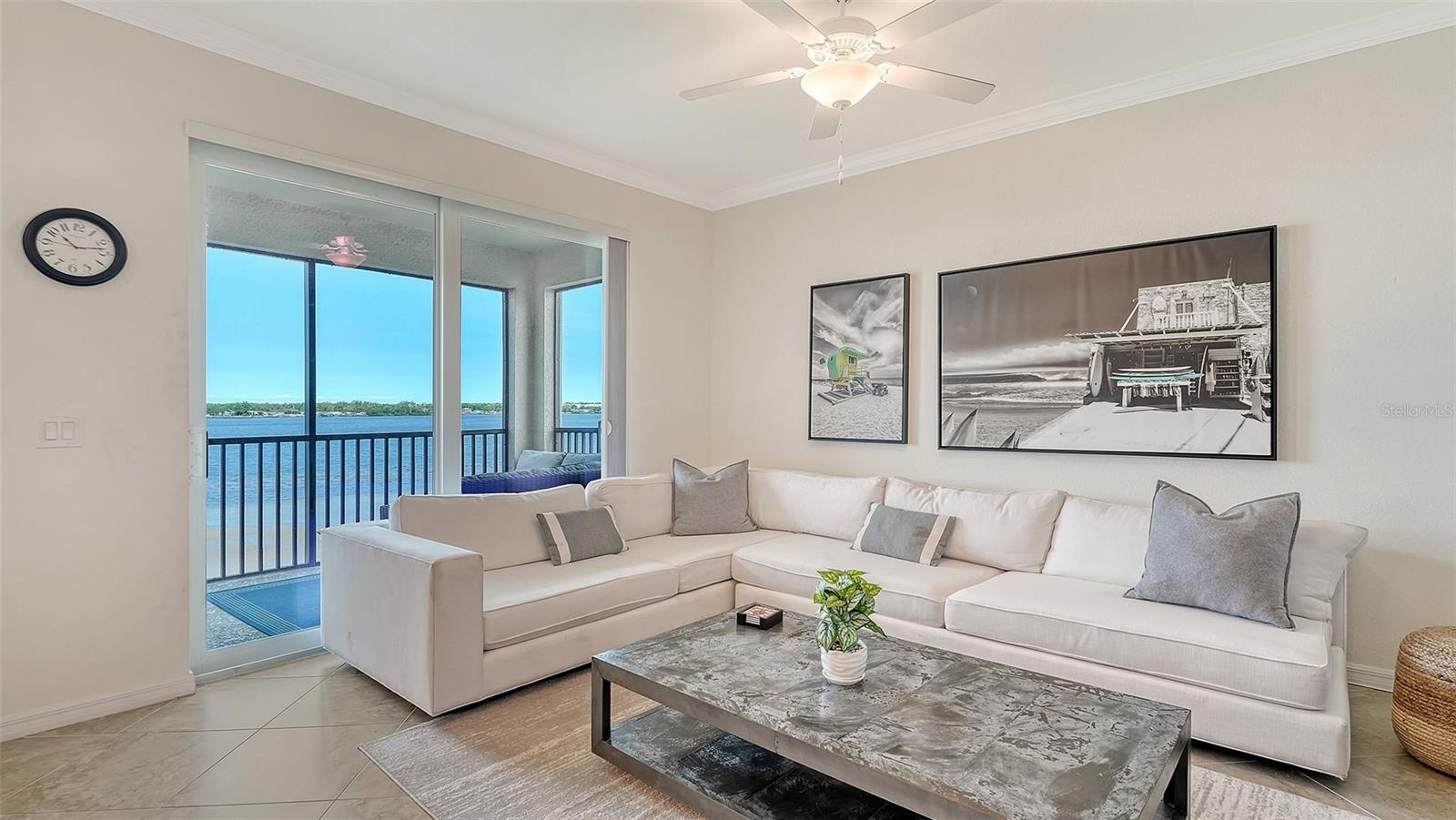 1010 Tidewater Shores Loop #406 Property Photo 8