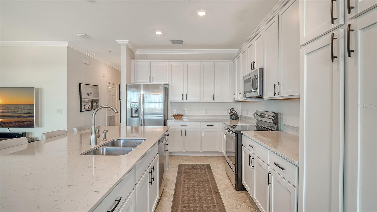 1010 Tidewater Shores Loop #406 Property Photo 16
