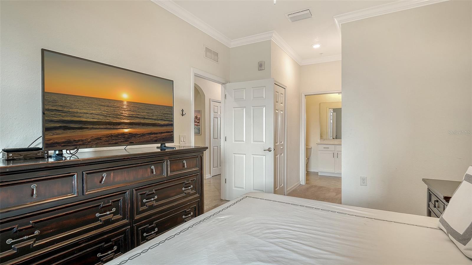 1010 Tidewater Shores Loop #406 Property Photo 22