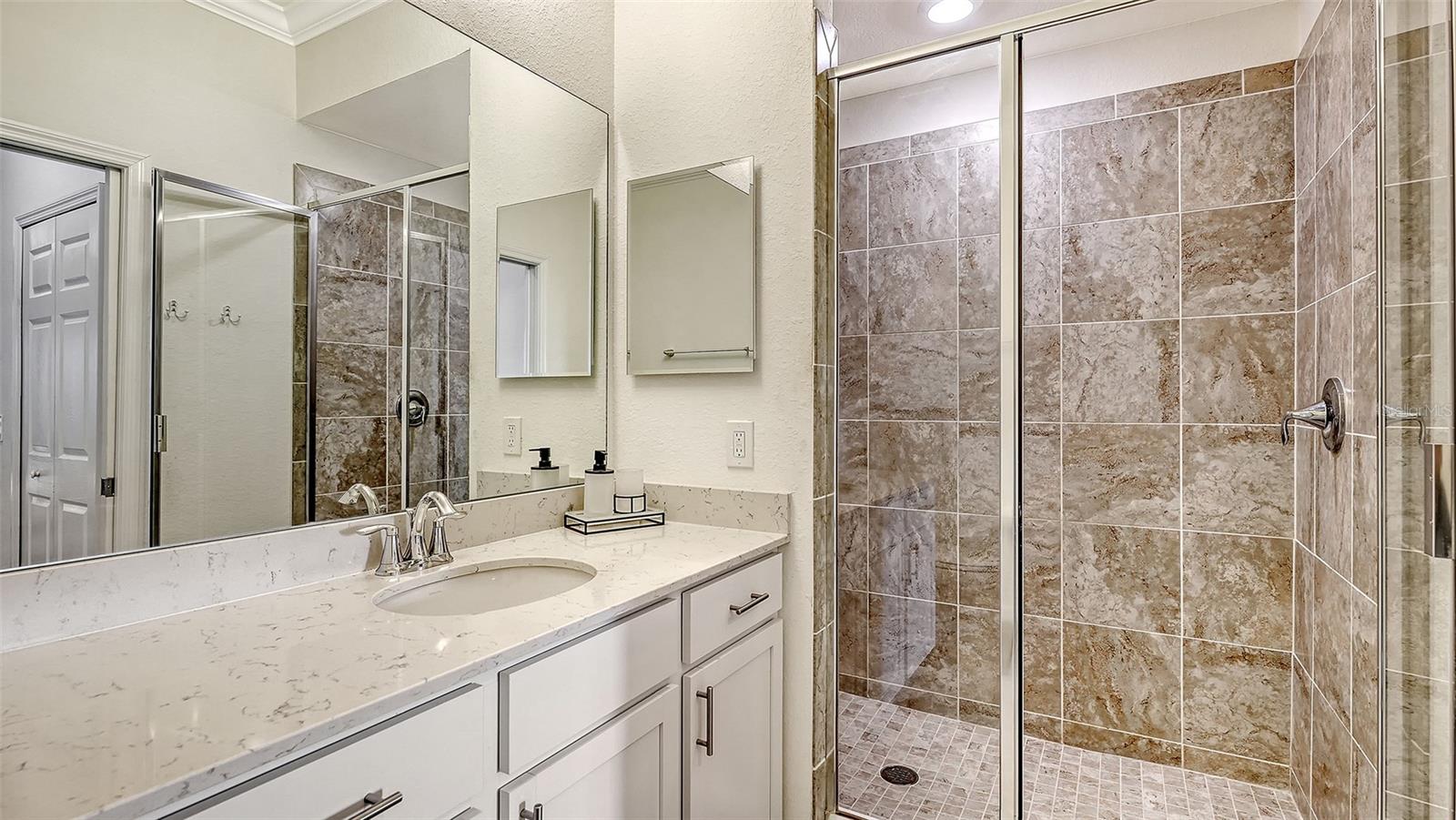 1010 Tidewater Shores Loop #406 Property Photo 24