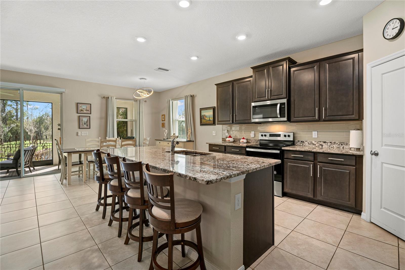 16478 Woodside Gln Property Photo 17