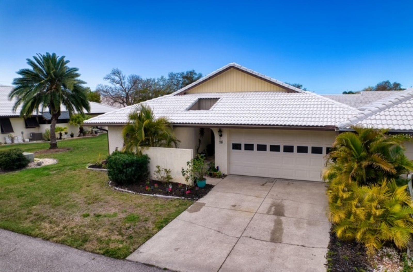 76 SANDSTONE CIR