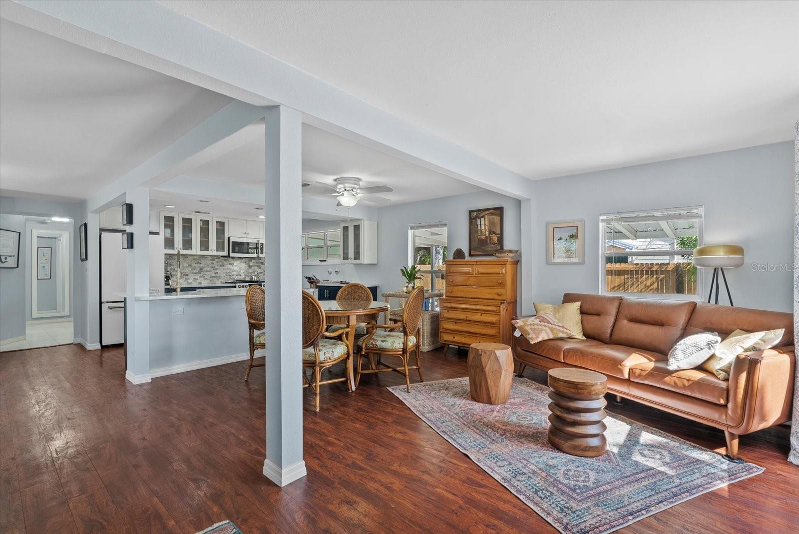 4111 Sarasota Ave Property Photo 4