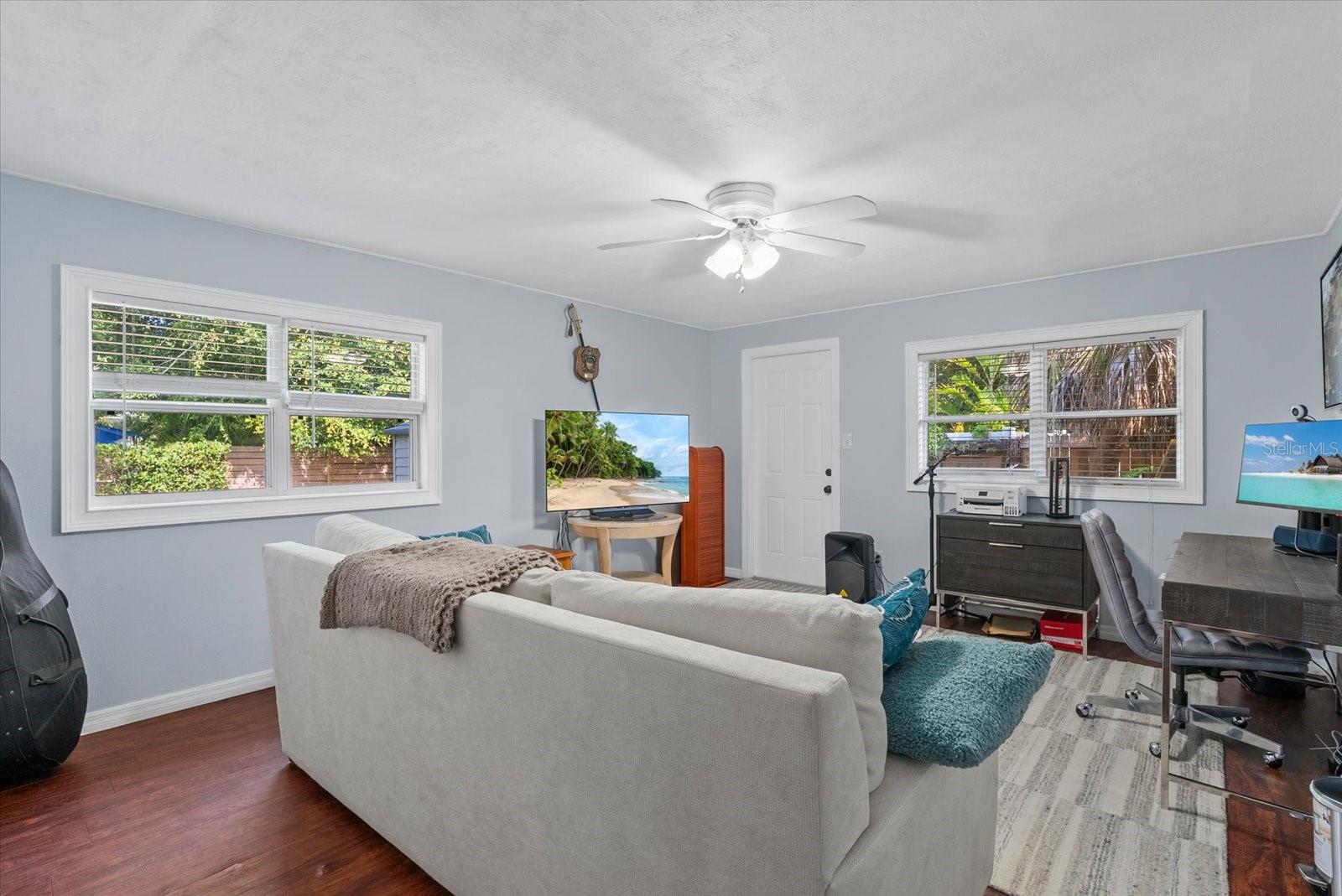 4111 Sarasota Ave Property Photo 12