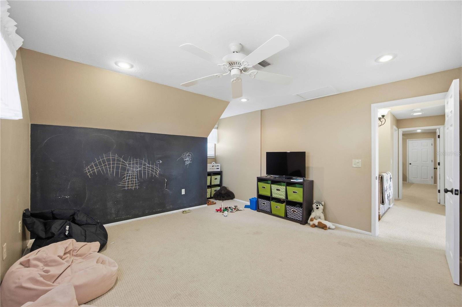 16031 Winburn Dr S Property Photo 21