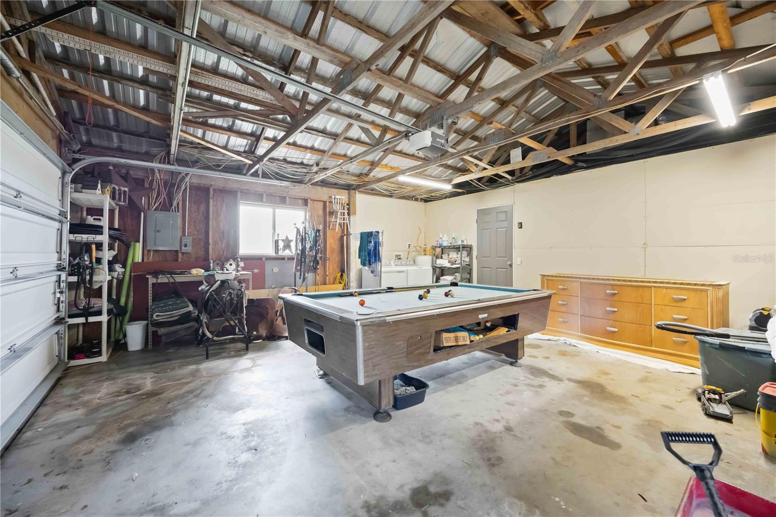 16031 Winburn Dr S Property Photo 34