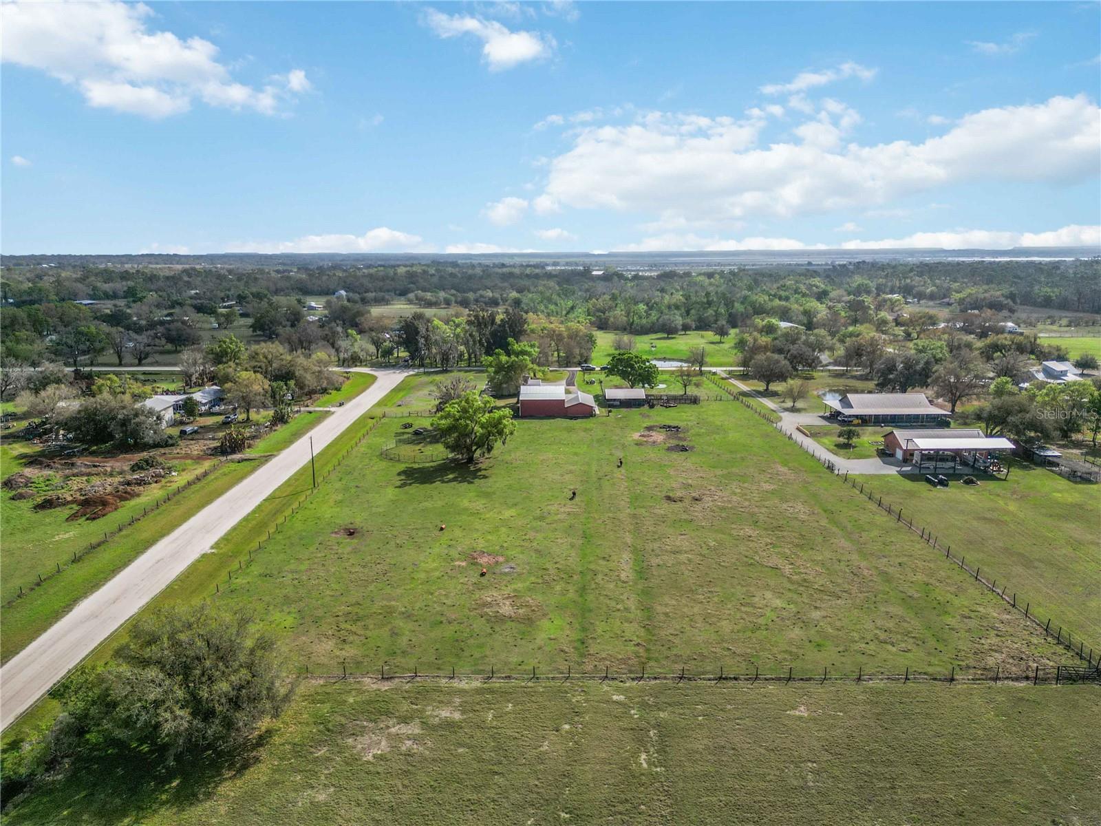 16031 Winburn Dr S Property Photo 46