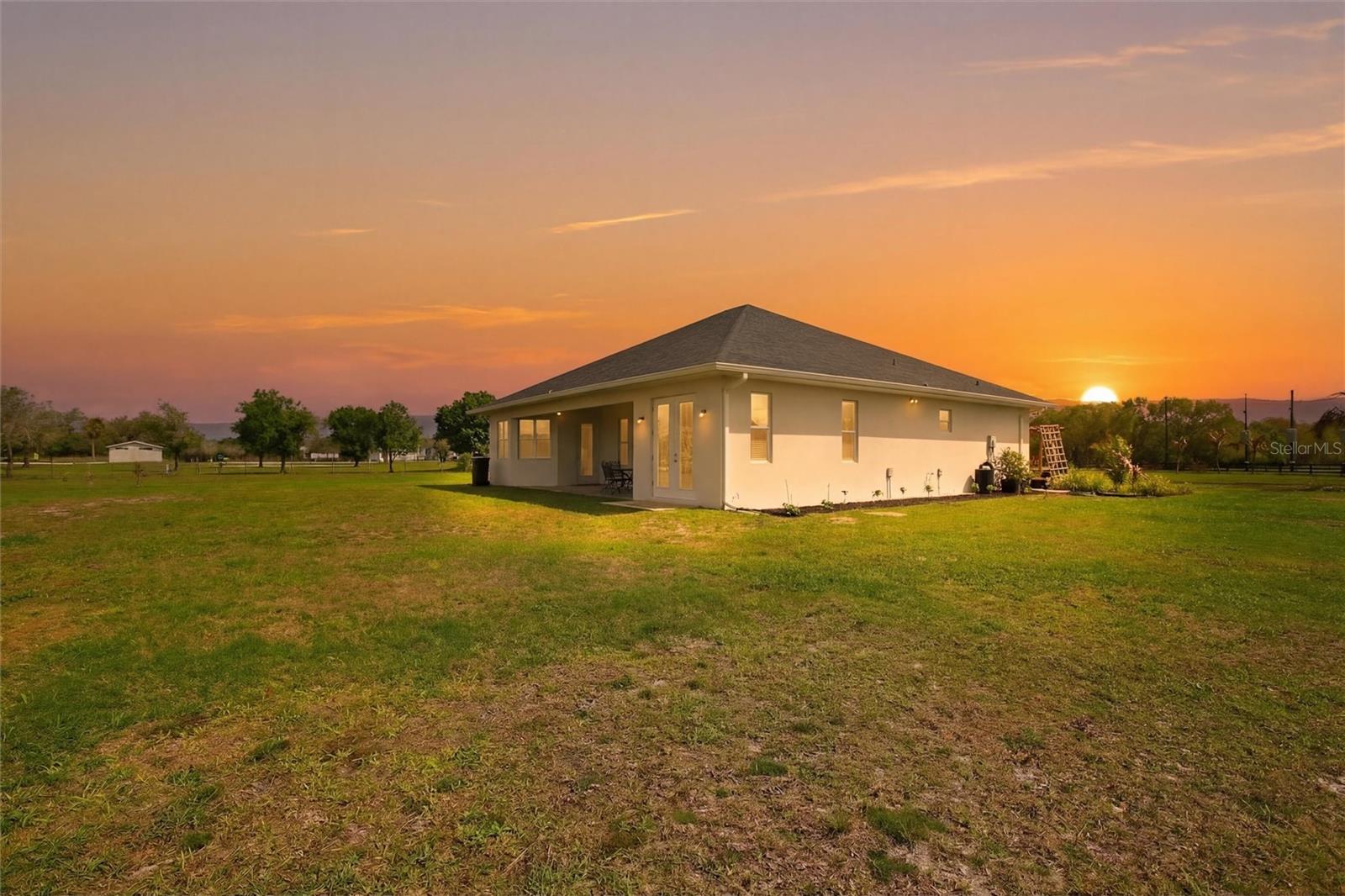 10080 Wauchula Rd Property Photo 2