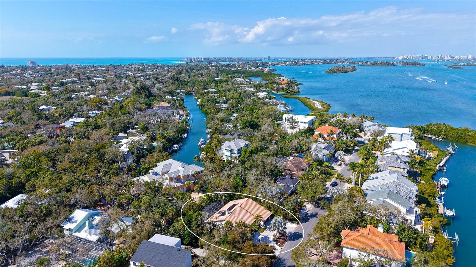 5231 Siesta Cove Dr Property Photo 7