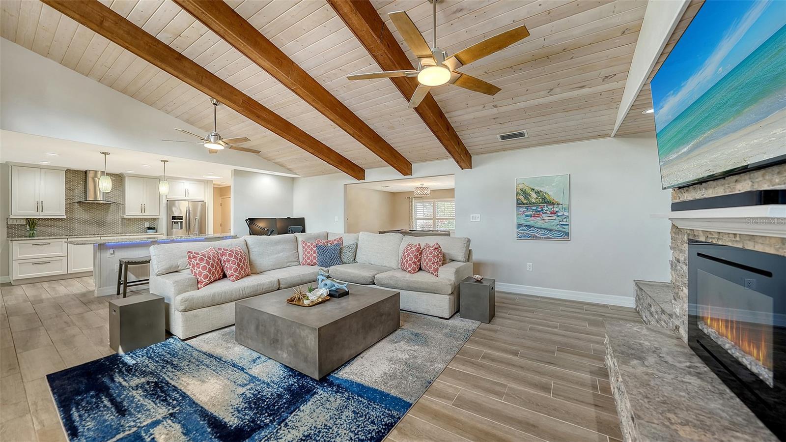 5231 Siesta Cove Dr Property Photo 9