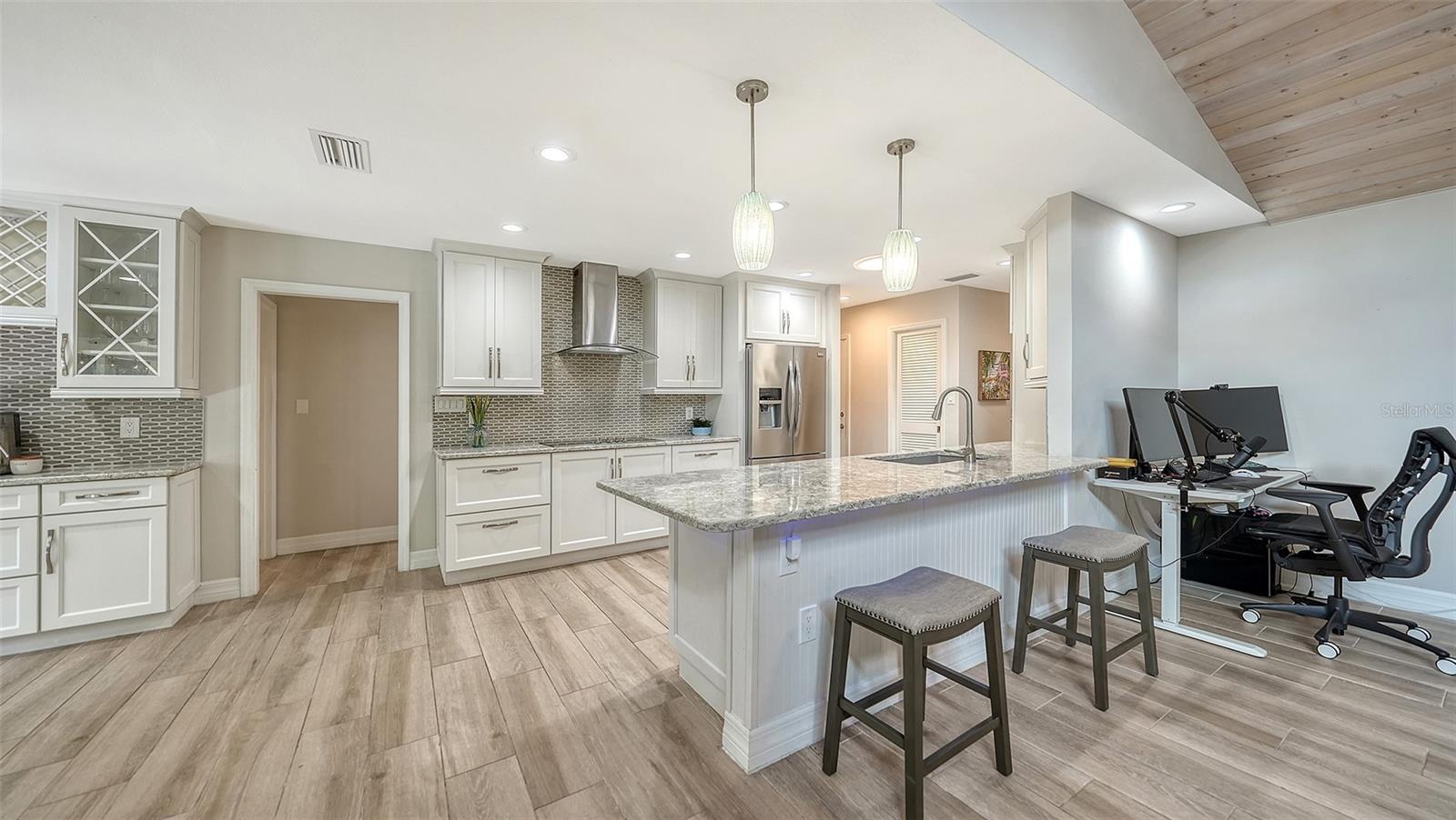 5231 Siesta Cove Dr Property Photo 13