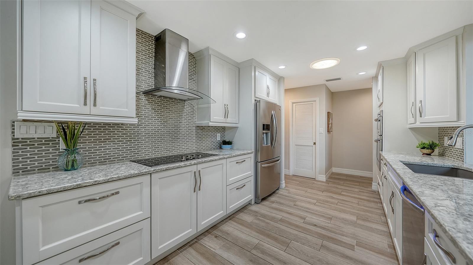 5231 Siesta Cove Dr Property Photo 19