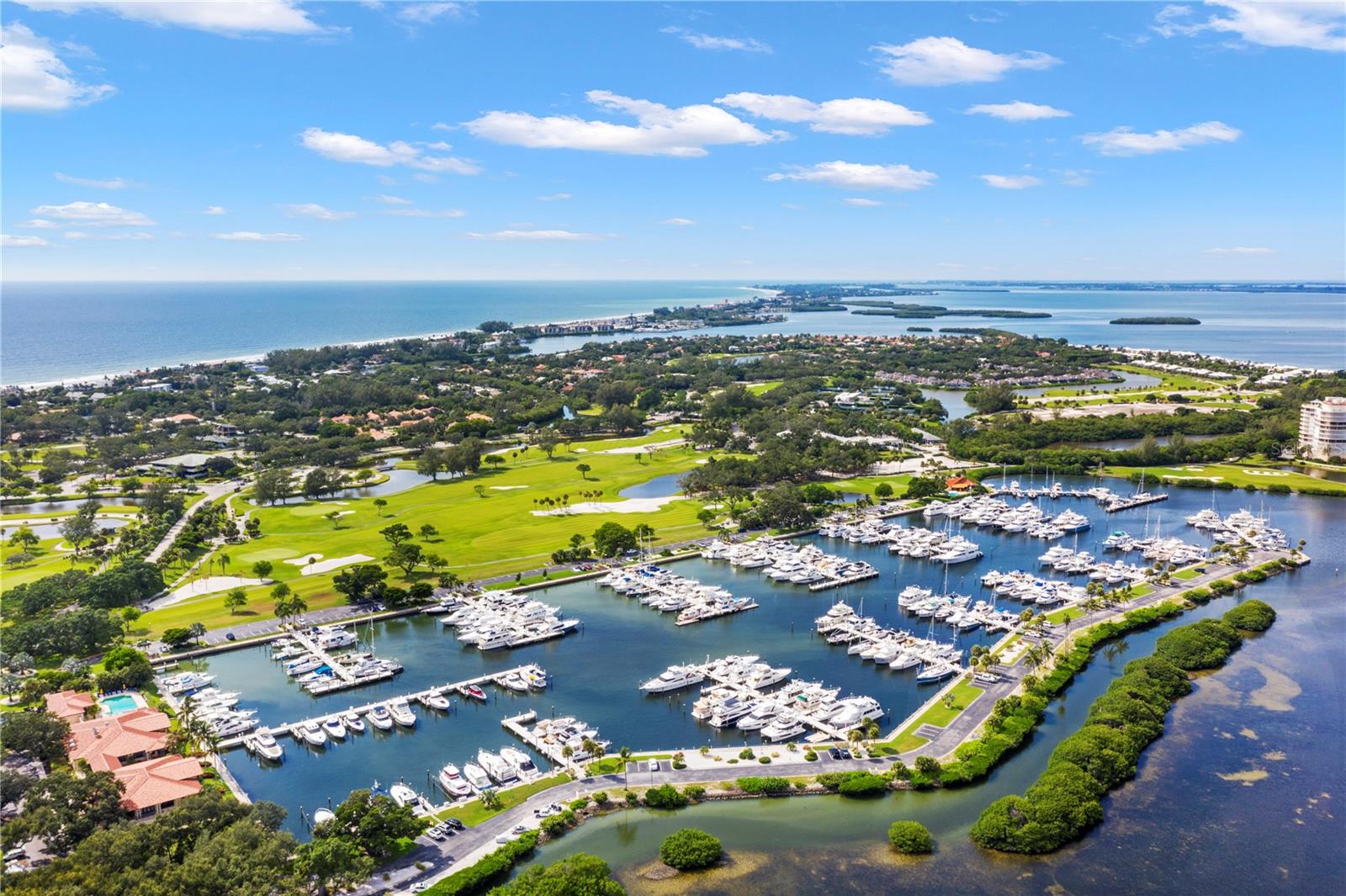 2600 Harbourside Dr #c13 Property Photo 5