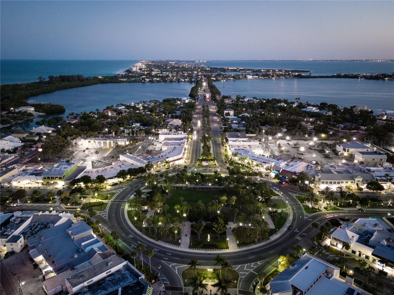 2600 Harbourside Dr #c13 Property Photo 12