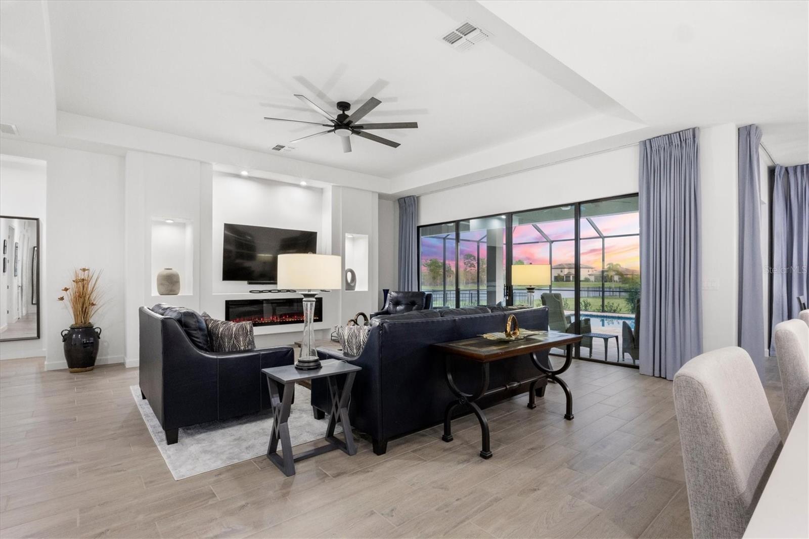 15306 Golden Beam Pl Property Photo 4