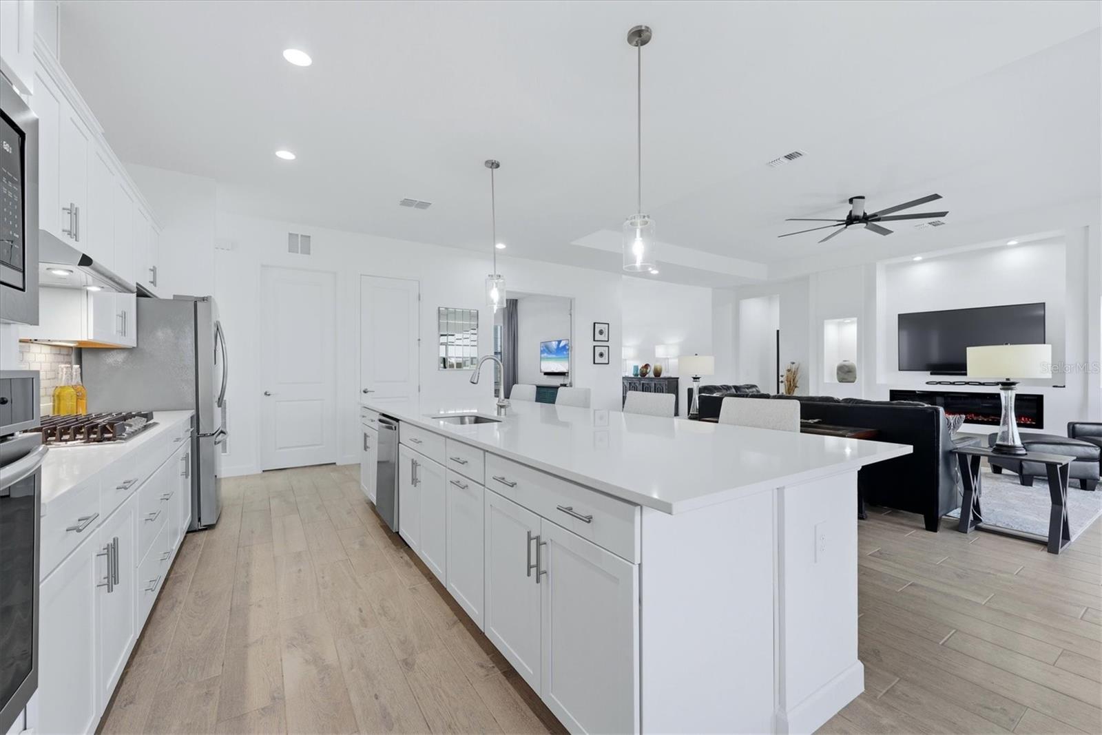 15306 Golden Beam Pl Property Photo 24