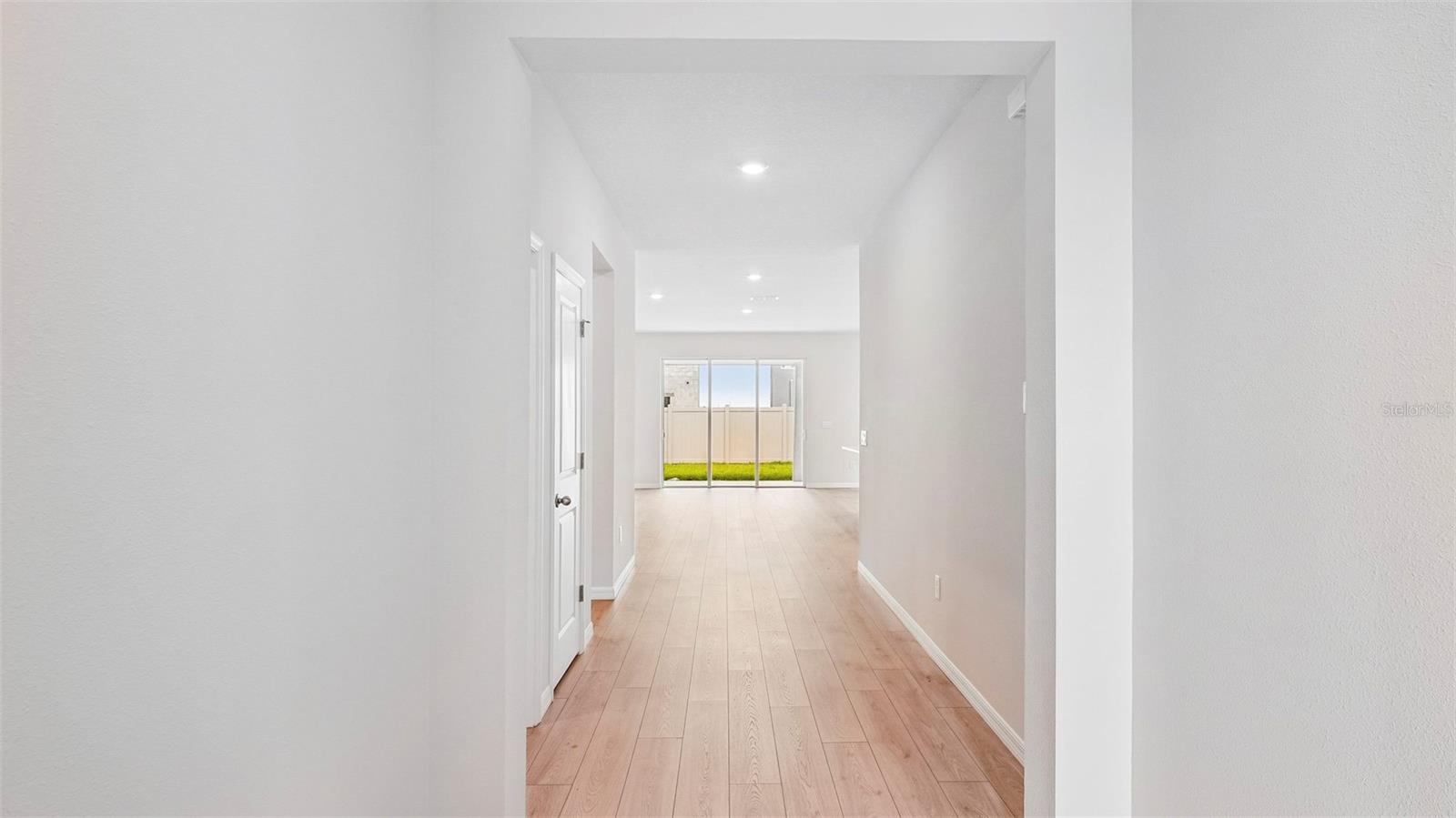 17151 James Trl Property Photo 2