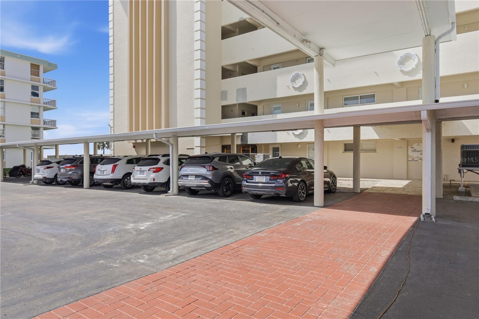 1150 Tarpon Center Dr #1g Property Photo 2