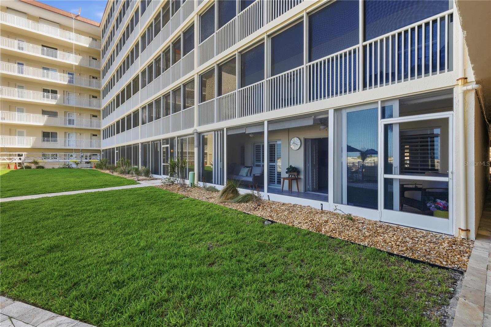 1150 Tarpon Center Dr #1g Property Photo 36