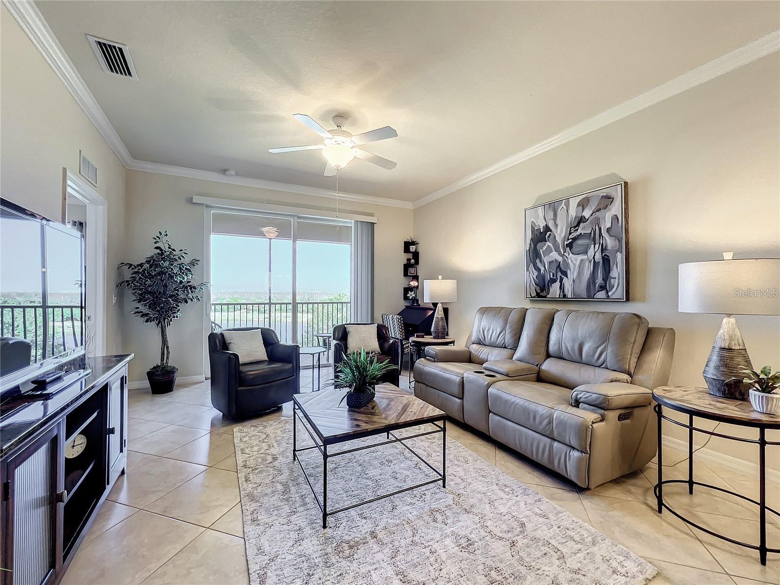 8205 Grand Estuary Trl #403 Property Photo 11