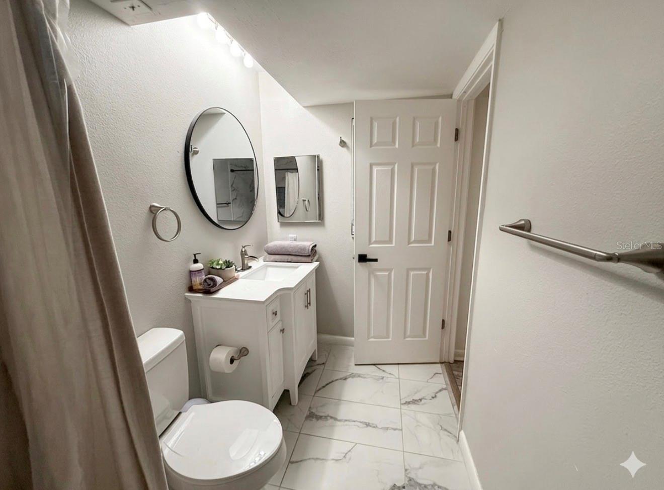 2343 Eugene St Property Photo 21