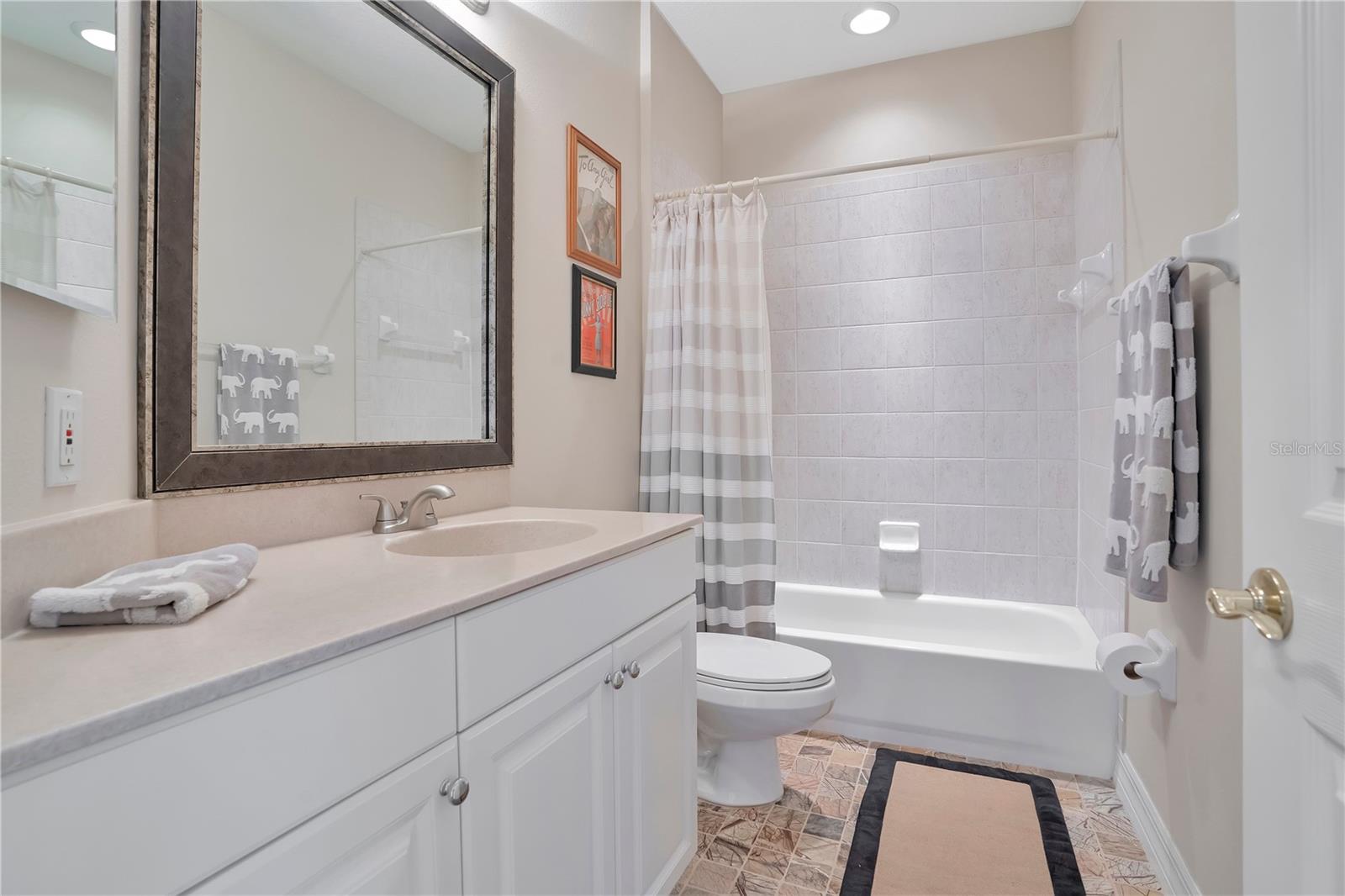 926 River Basin Ct #201c Property Photo 20