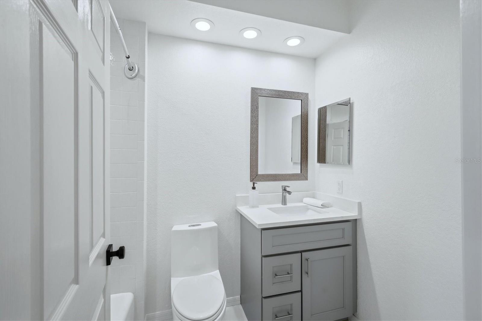 7904 Hampton Ct Property Photo 22