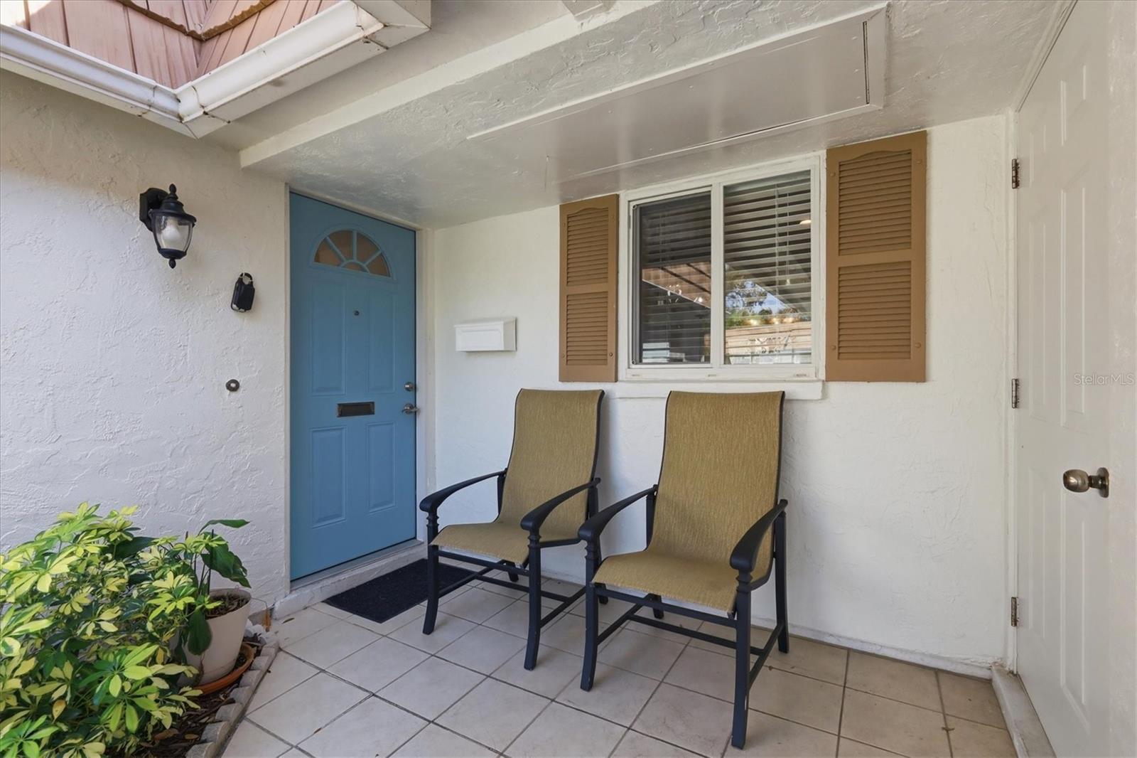 2713 Riverbluff Ct #v101 Property Photo 3