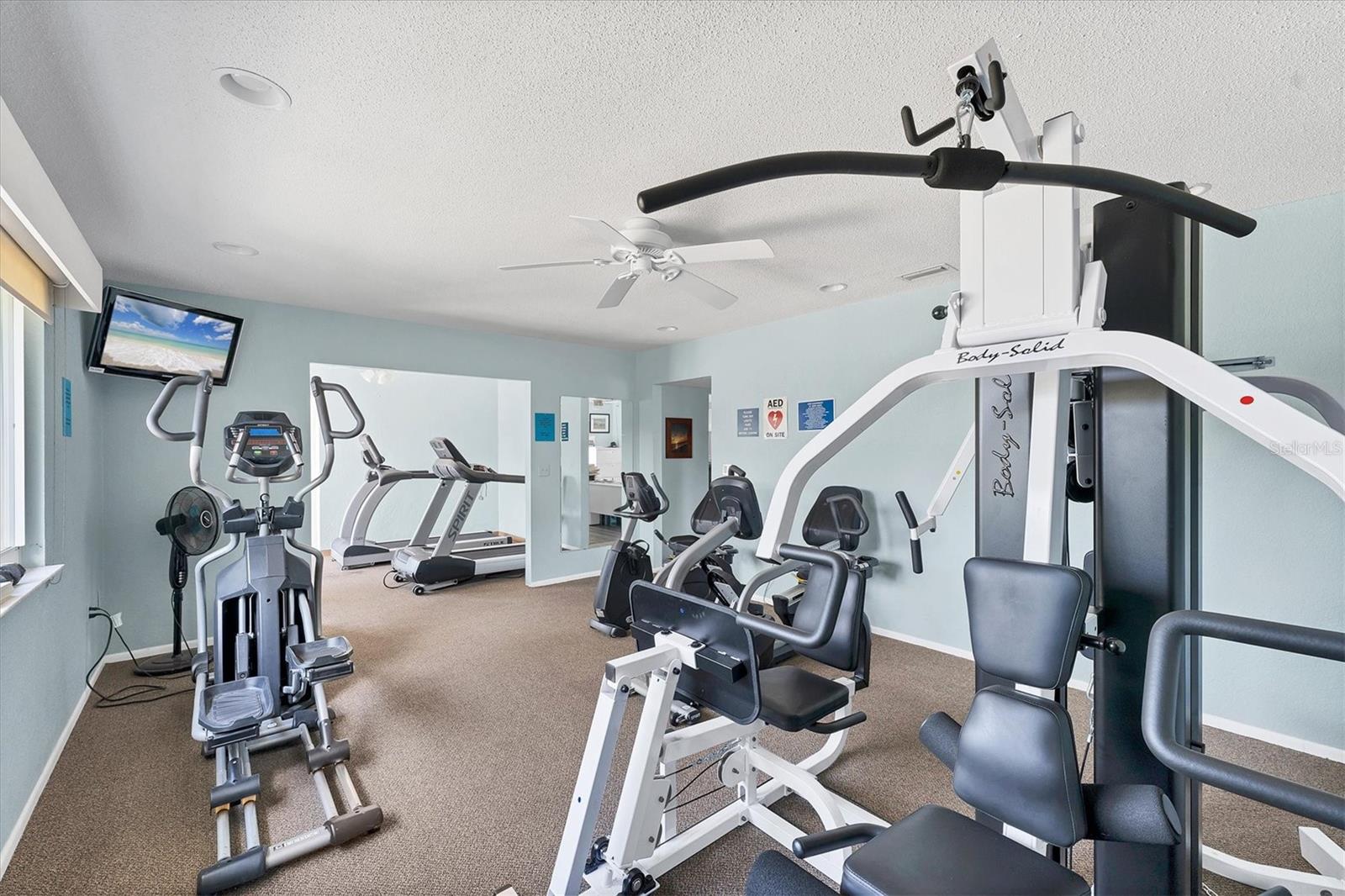 2713 Riverbluff Ct #v101 Property Photo 33