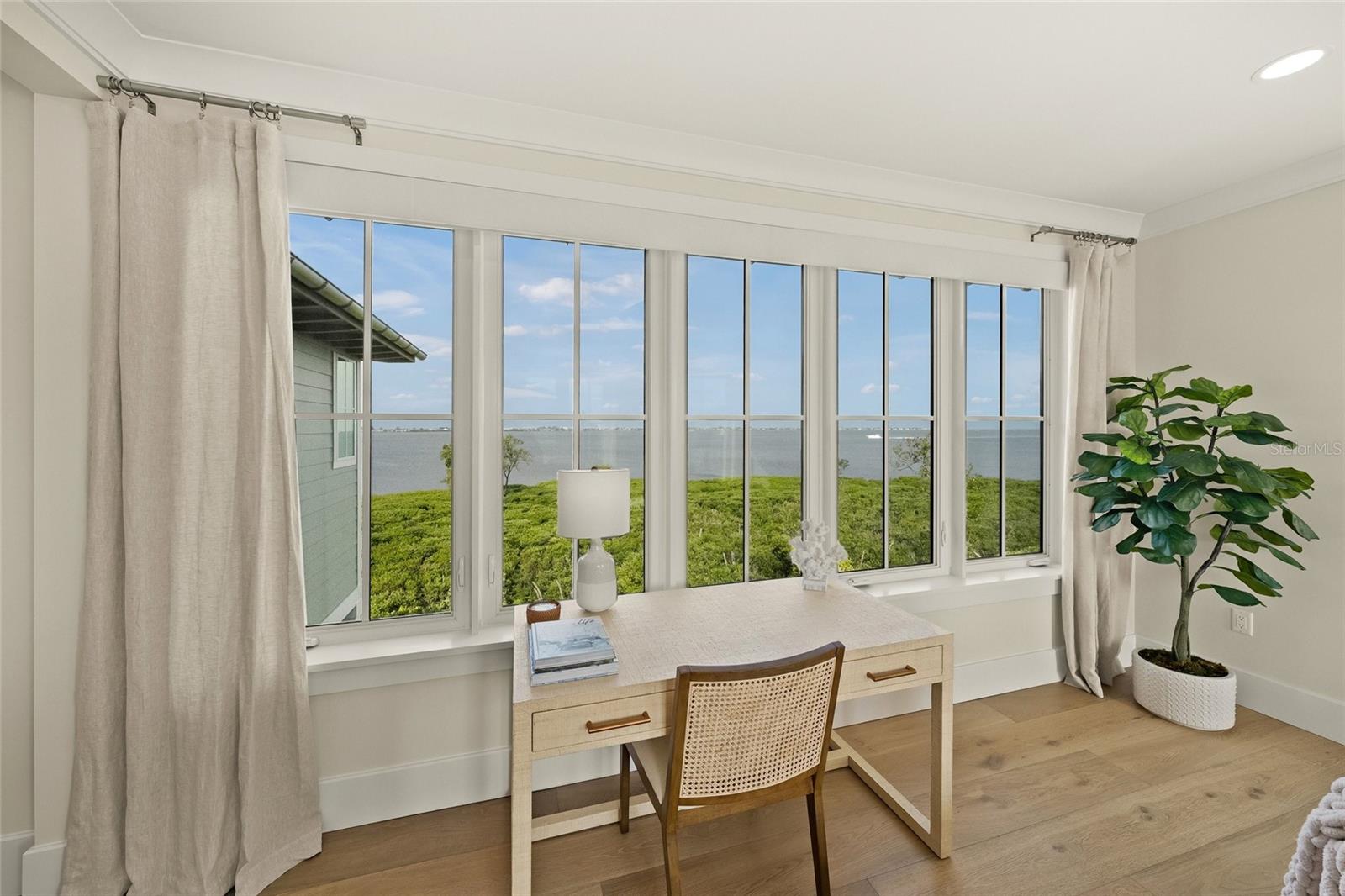 332 Harbour Sound Ct Property Photo 26