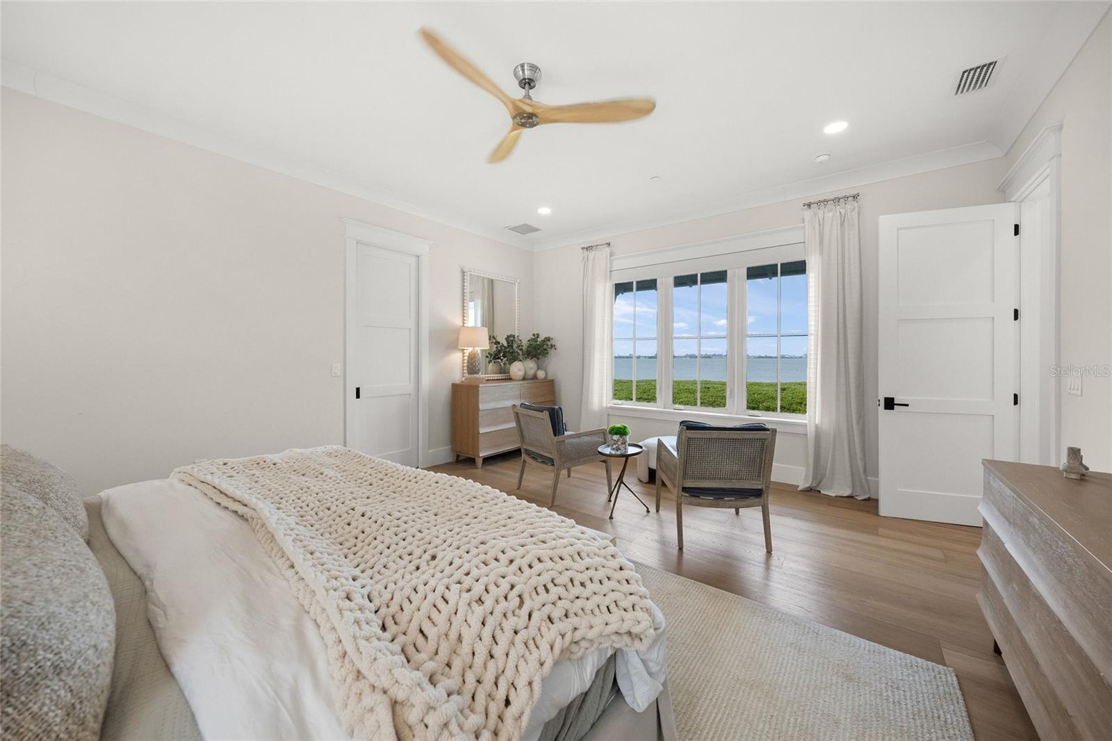 332 Harbour Sound Ct Property Photo 32