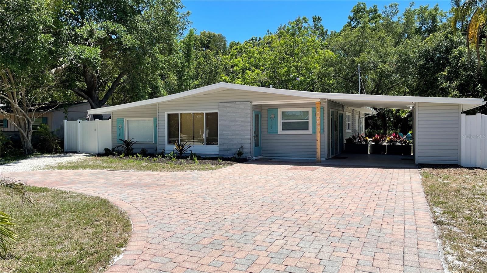 2504 S MILMAR DR Property Photo 1