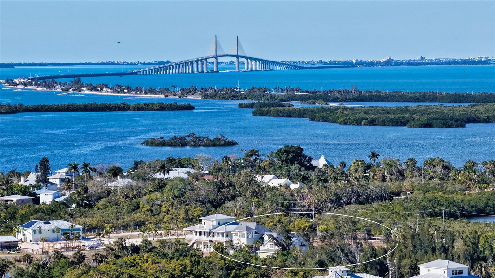 925 Bayshore Dr Property Photo 4