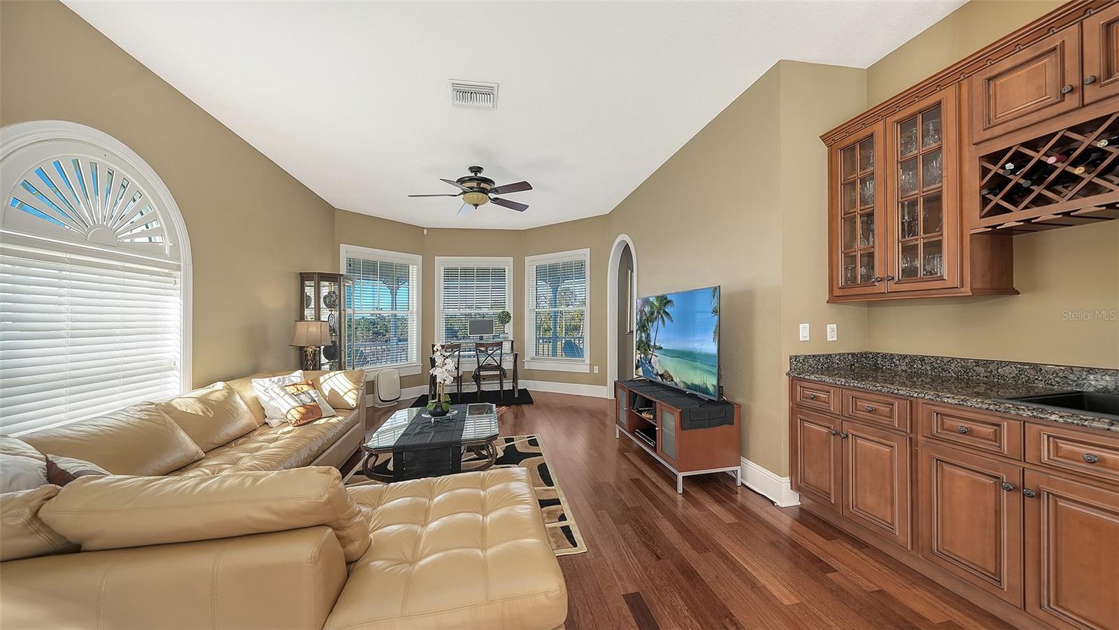 925 Bayshore Dr Property Photo 19