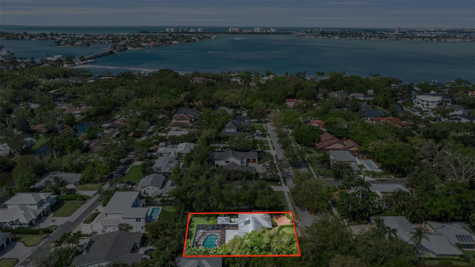 1714 South Dr Property Photo 4