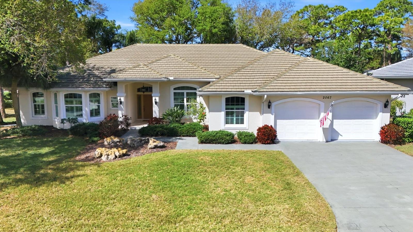 2067 Tocobaga Ln Property Photo 2