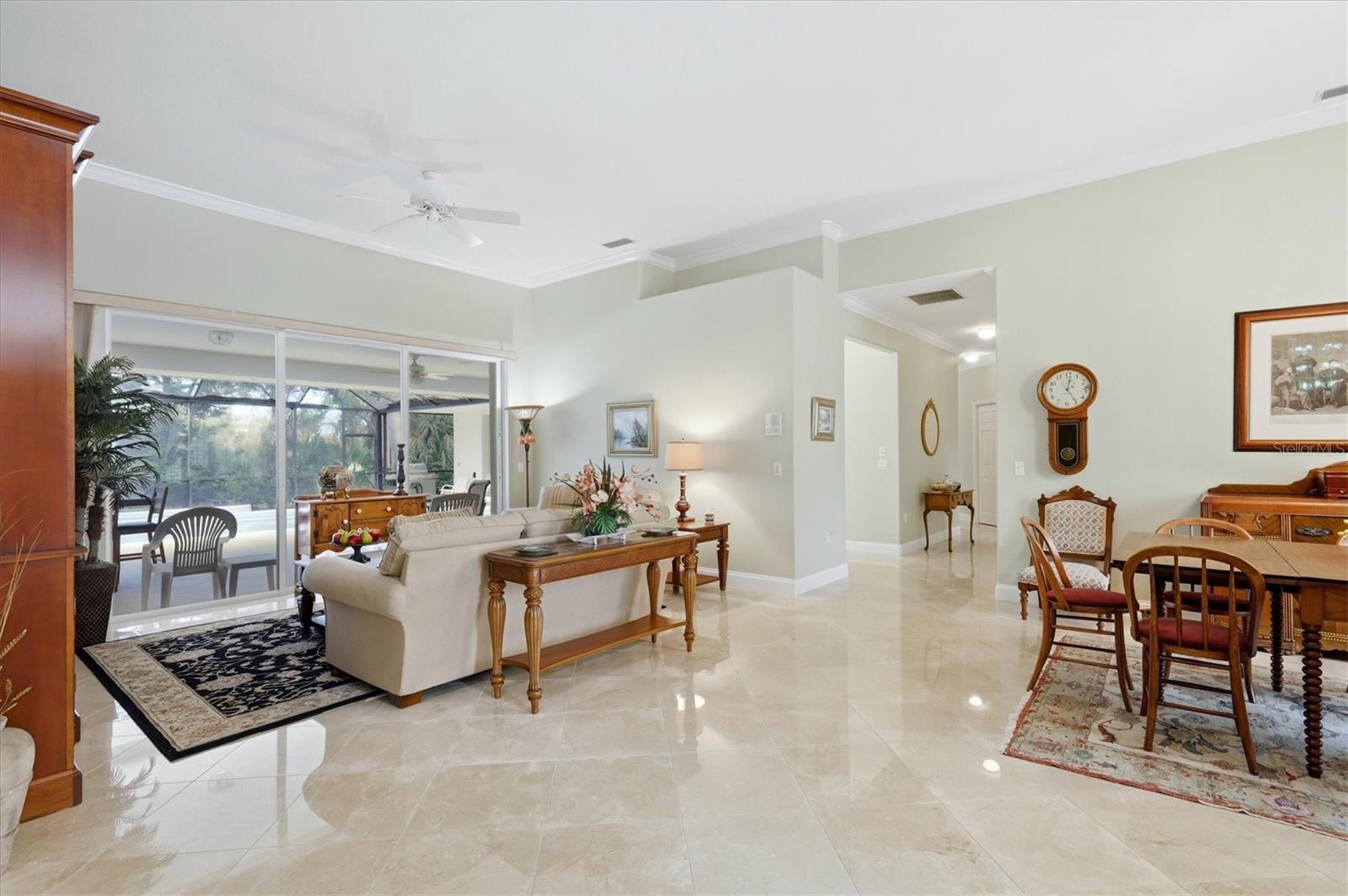 2067 Tocobaga Ln Property Photo 8