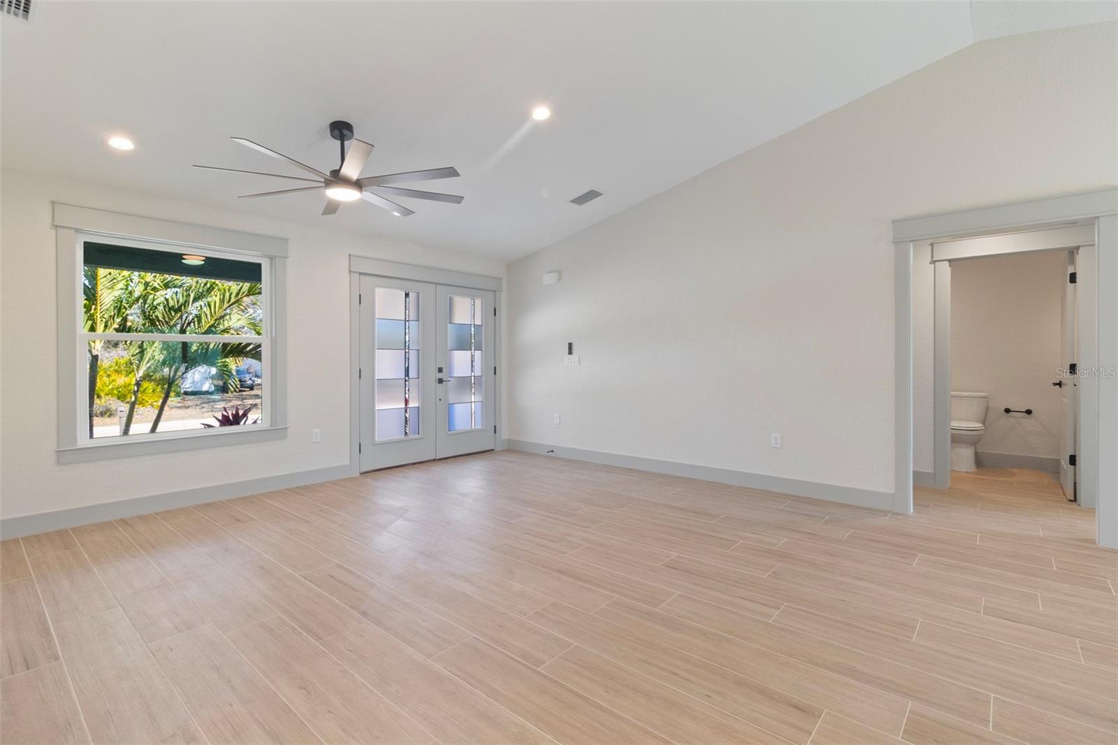 17203 Chase Ave Property Photo 7