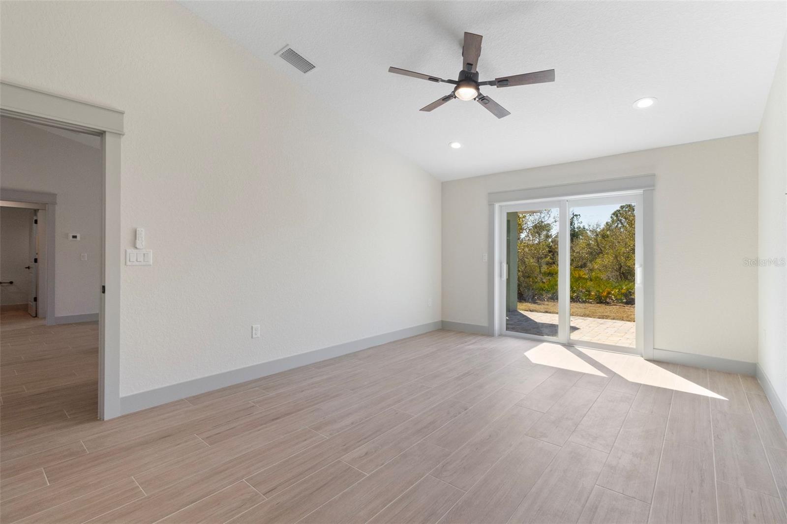 17203 Chase Ave Property Photo 15