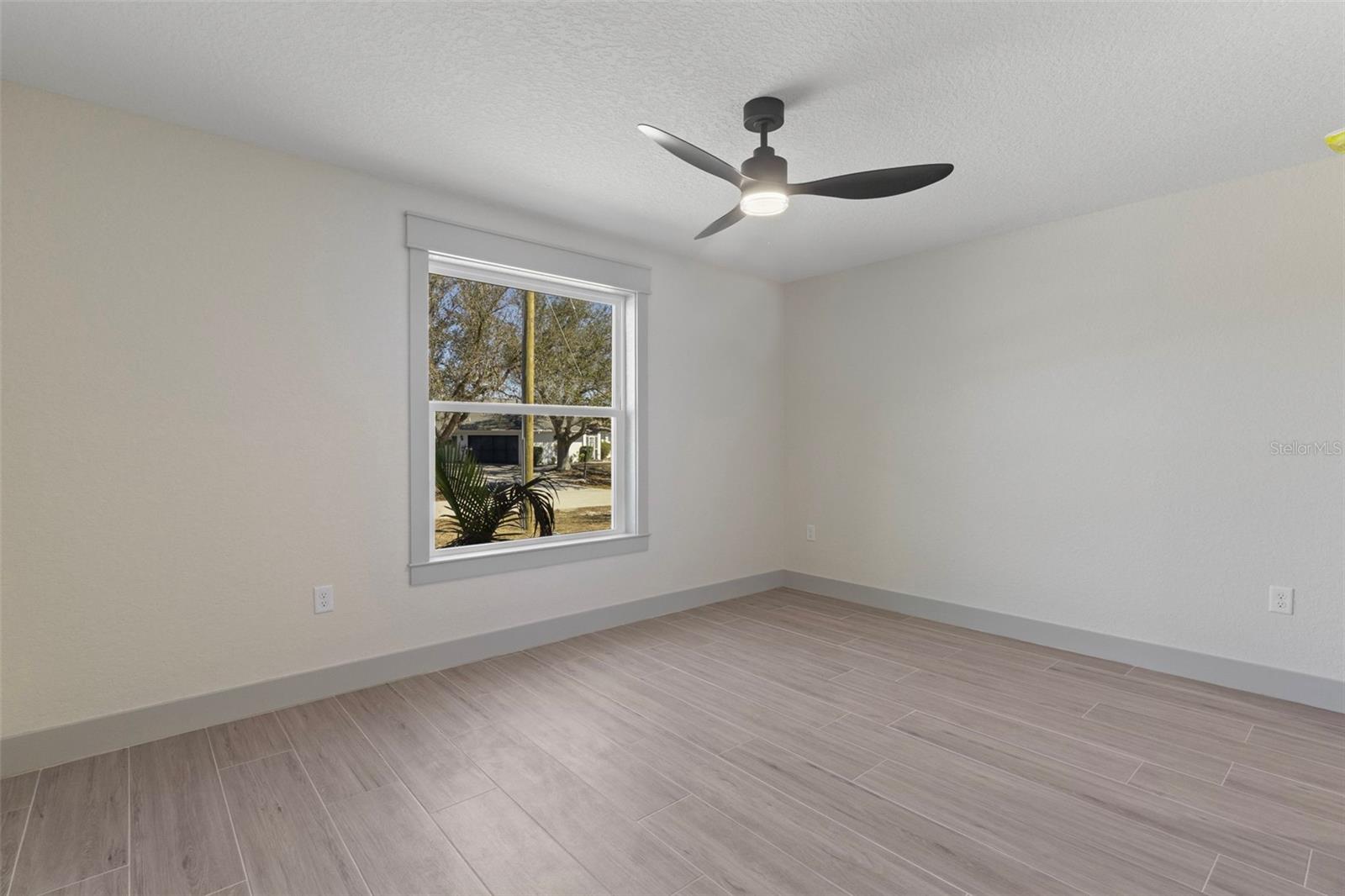 17203 Chase Ave Property Photo 19