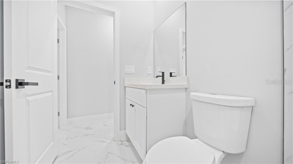 1110 Garibaldi St E Property Photo 25