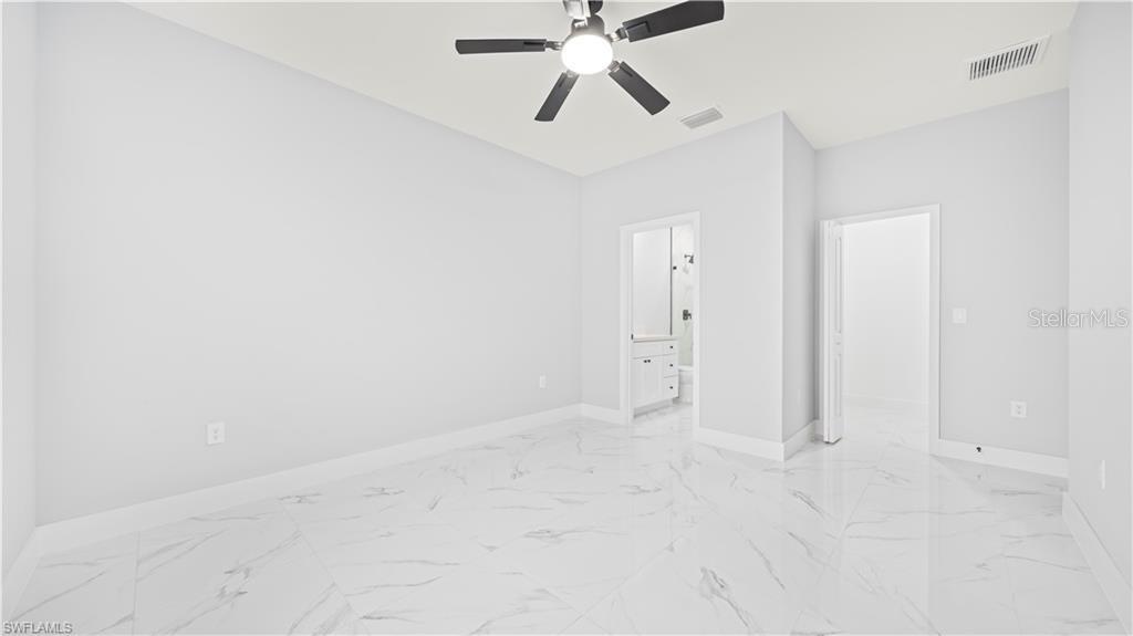 1110 Garibaldi St E Property Photo 28