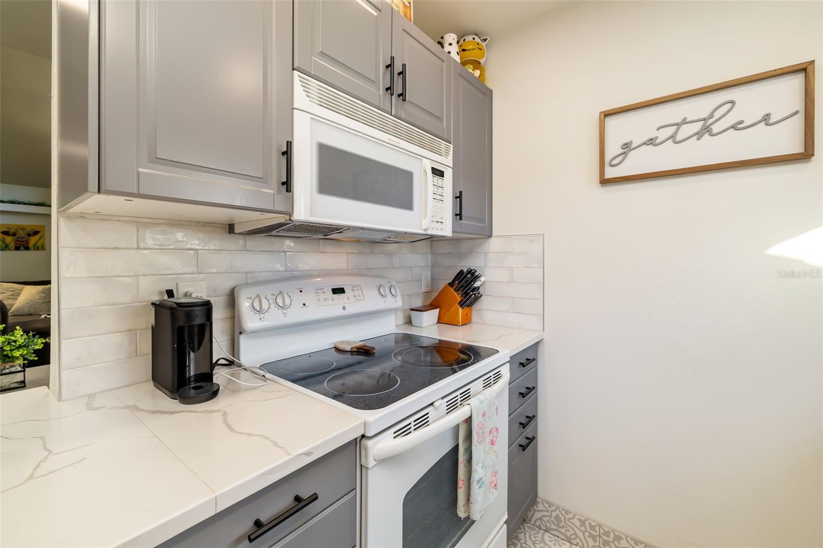 5023 Village Gardens Dr #29 Property Photo 11